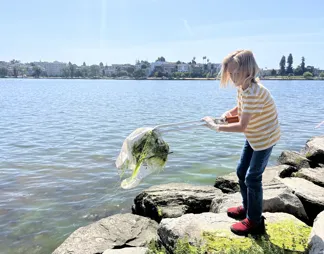 Lake Merritt Institute community and lake photograph